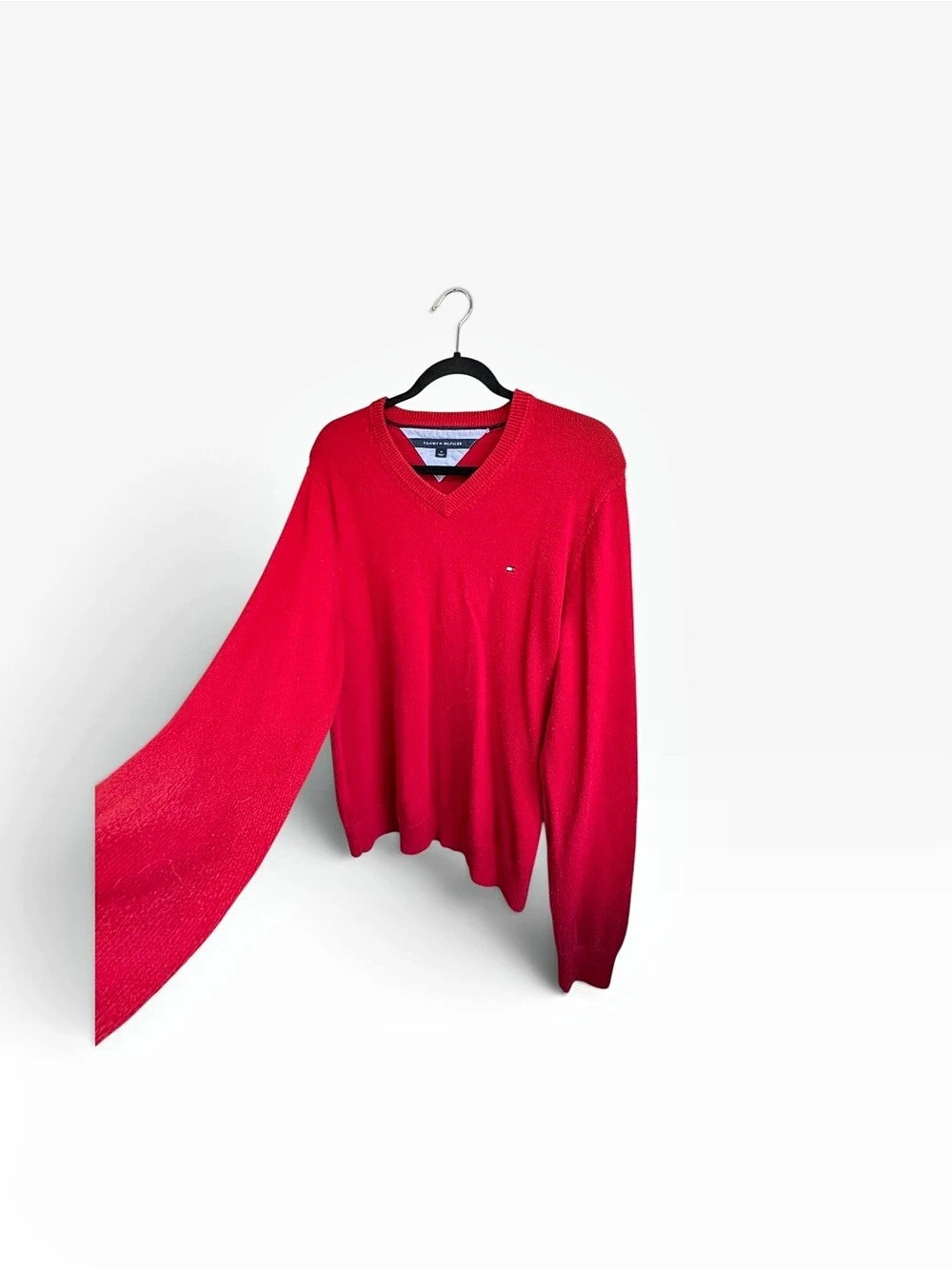 Tommy Hilfiger Essential V-Neck Sweater Men's Red